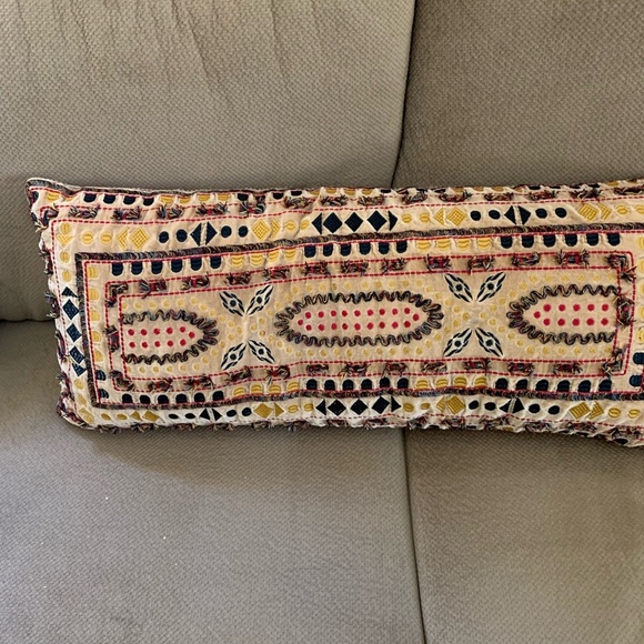 Creative Co-Op Cotton Velvet Embroidered Lumbar Chambray Pillow 36" L x … - Picture 3 of 7